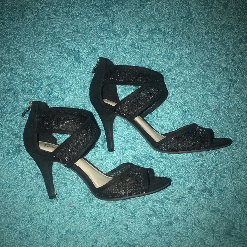 Black Lace Fioni High Heels